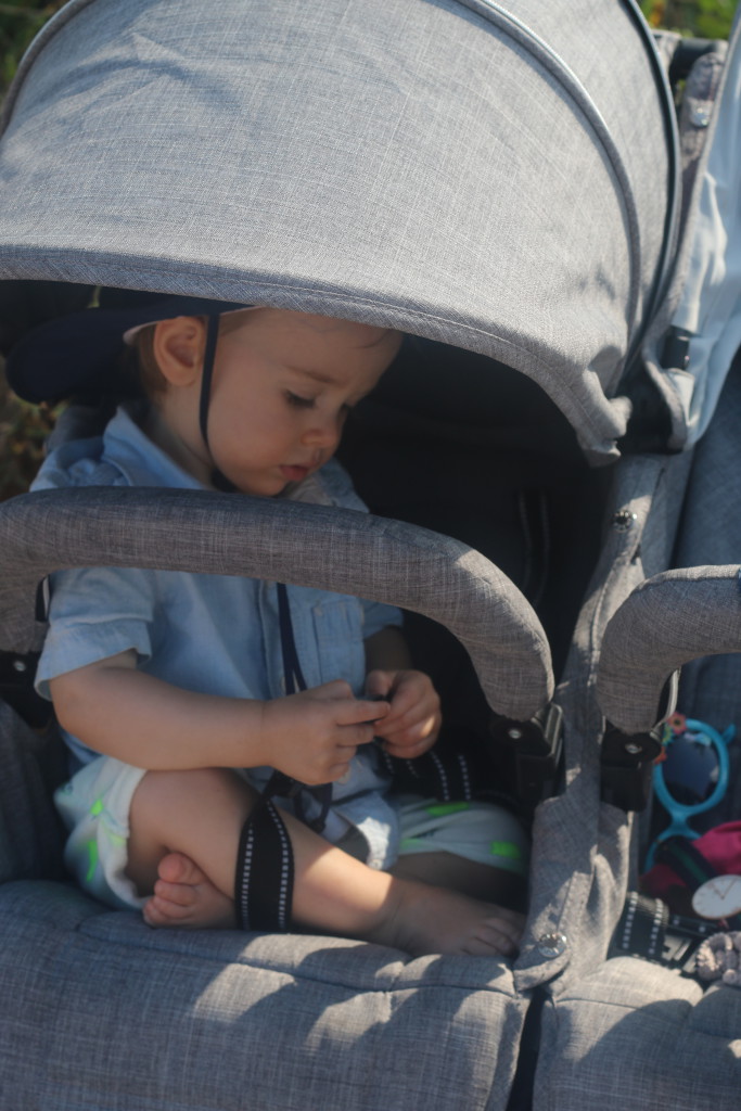THE stroller for growing families! Living Travel Uncatagorized  