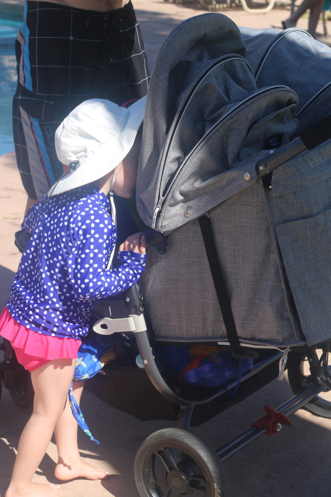 THE stroller for growing families! Living Travel Uncatagorized  