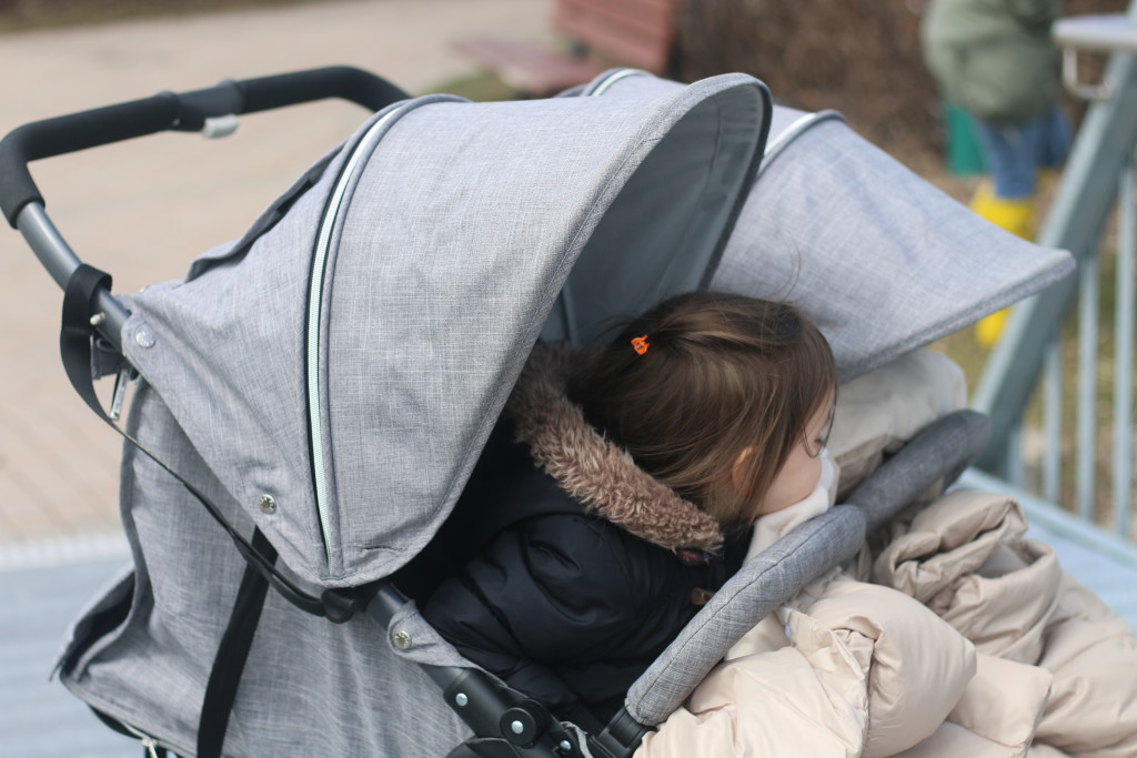 THE stroller for growing families! Living Travel Uncatagorized  