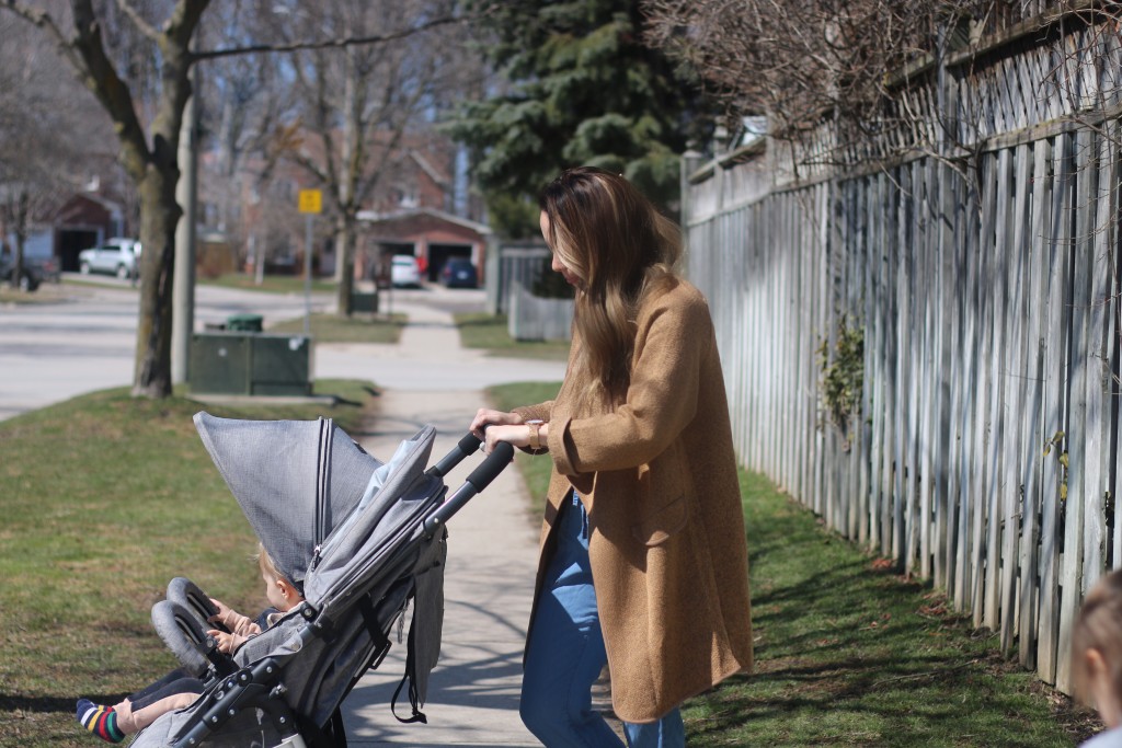 THE stroller for growing families! Living Travel Uncatagorized  