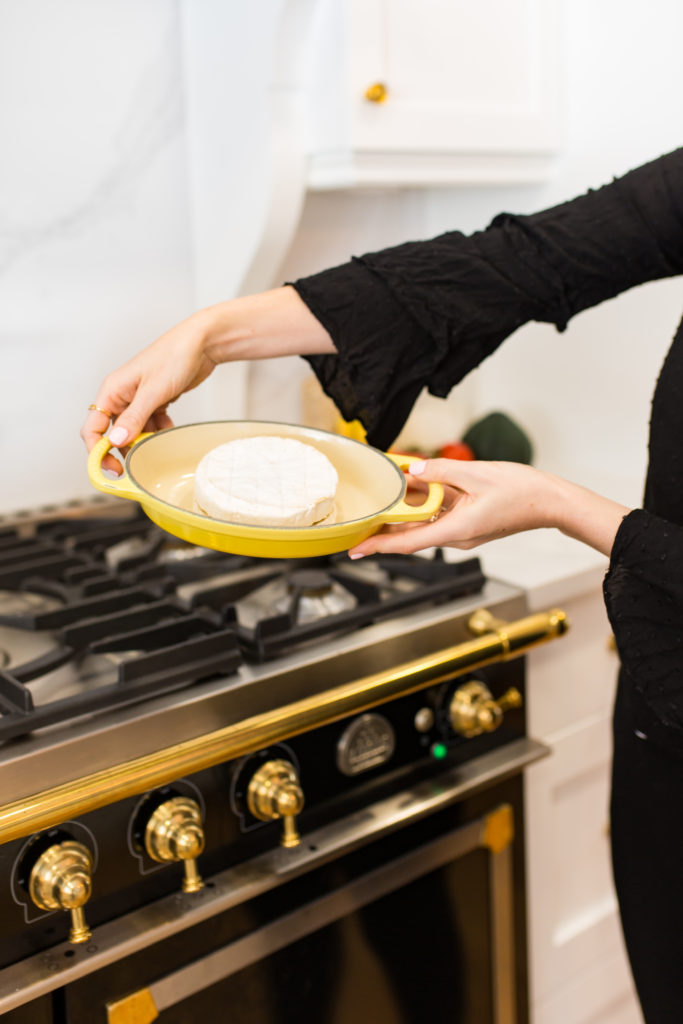 No Knead Bread with Le Creuset Food Recipes Uncatagorized  