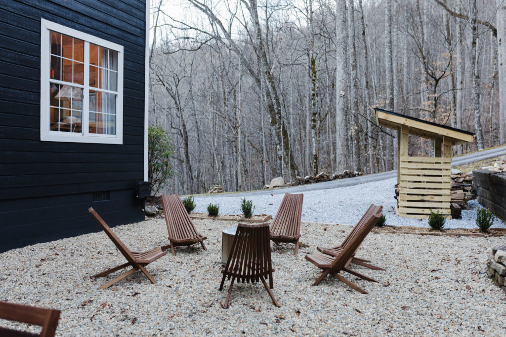 Travel: Lake Glenville Cottage, North Carolina Destinations Experience Stay Travel Uncatagorized  