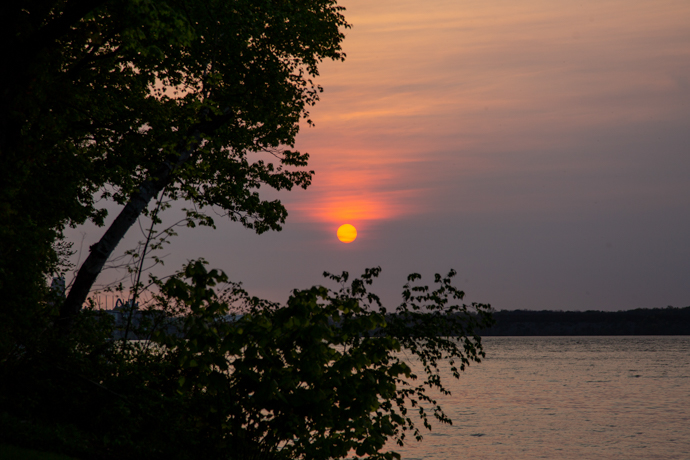 Parkway Lakehouse, Prince Edward County Decor Destinations Experience Food Home Home Tours Stay Staycations Travel Uncatagorized Where to eat  